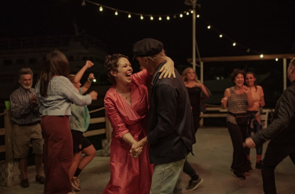 The lost daughter (2021)